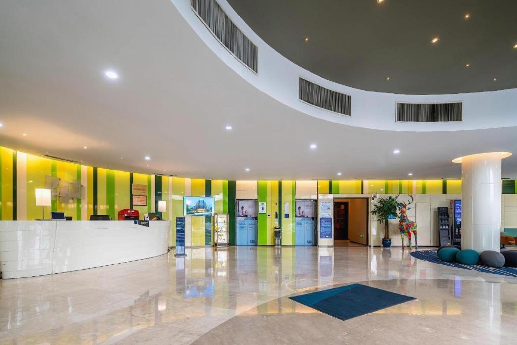 Holiday Inn Express Yangzhou City Center By Ihg Exteriör bild