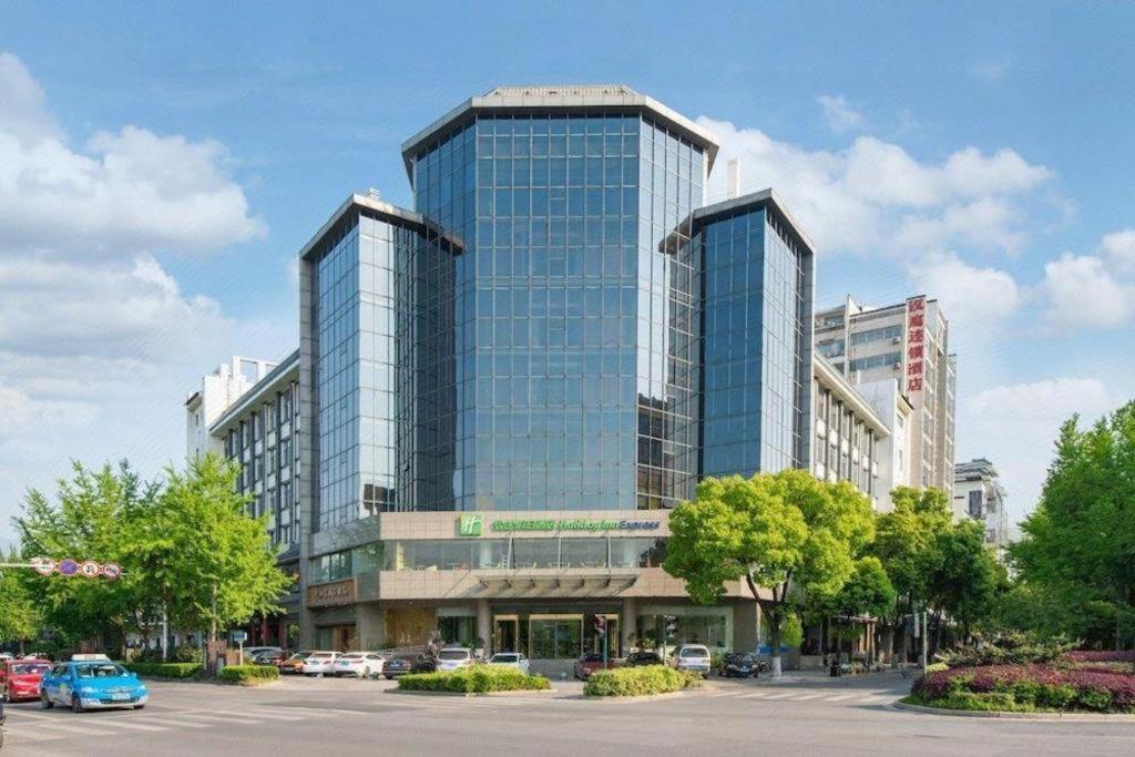 Holiday Inn Express Yangzhou City Center By Ihg Exteriör bild